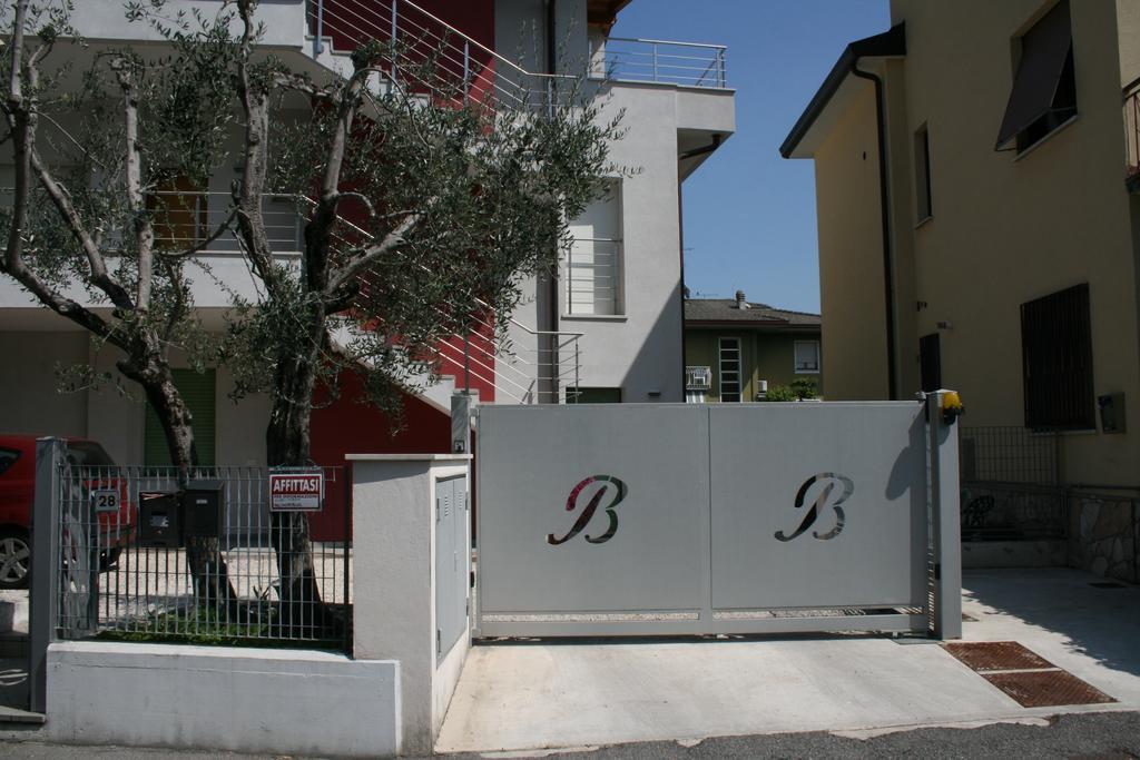 Alma Apartment Sirmione Kültér fotó
