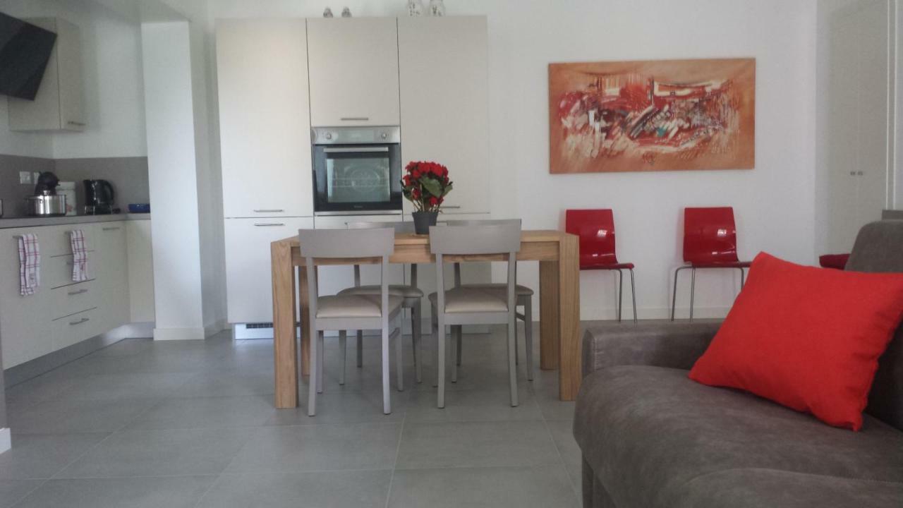 Alma Apartment Sirmione Kültér fotó